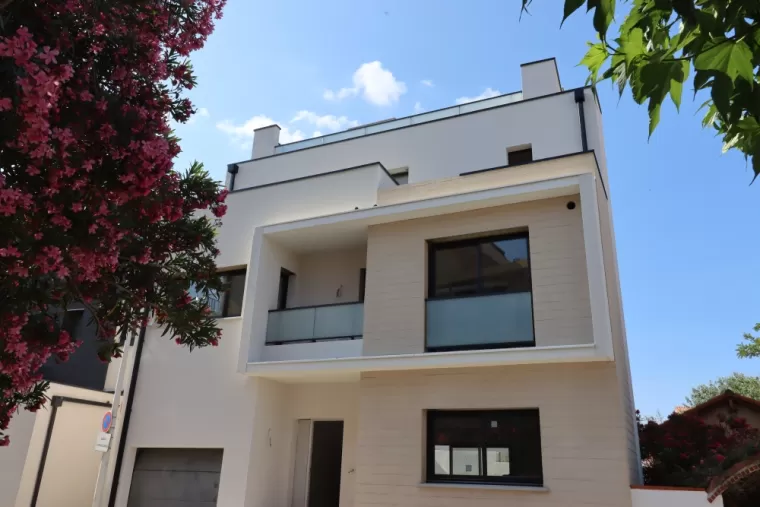 Maison neuve contemporaine a Canet-Plage , Canet-en-Roussillon, Nathalie Huc Immobilier